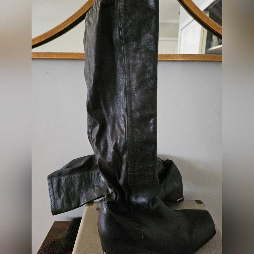 Black Leather Size 8.5 Women's Leather Knee High Boots